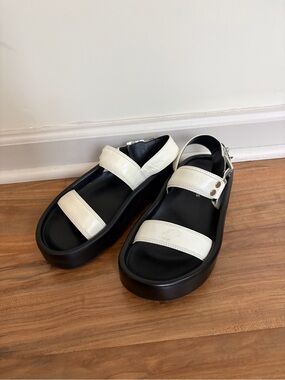 Micheal Kors Chunky White Sandals